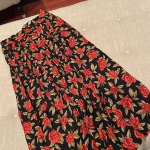 Code: 7 New York Rose Graphic Pleaded Maxi Skirt
